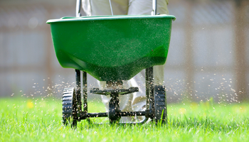 Lawn Fertilization maintenance by SLM
